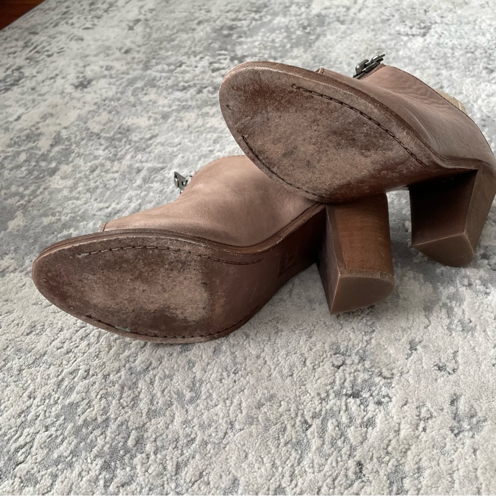 Frye Leather Cowboy Zipper Front Slip On Clogs Heel Mules 3471232 8B - Picture 4 of 7